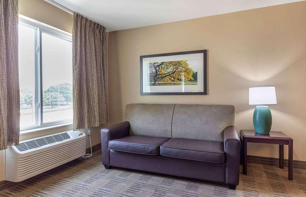 Extended Stay America Suites - Orlando - Orlando Theme Parks - Major Blvd Room photo